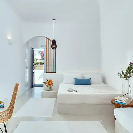 Finikia Memories 2* Oia (Santorini)